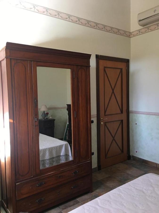 Вилла Stria House Mazzarino Экстерьер фото